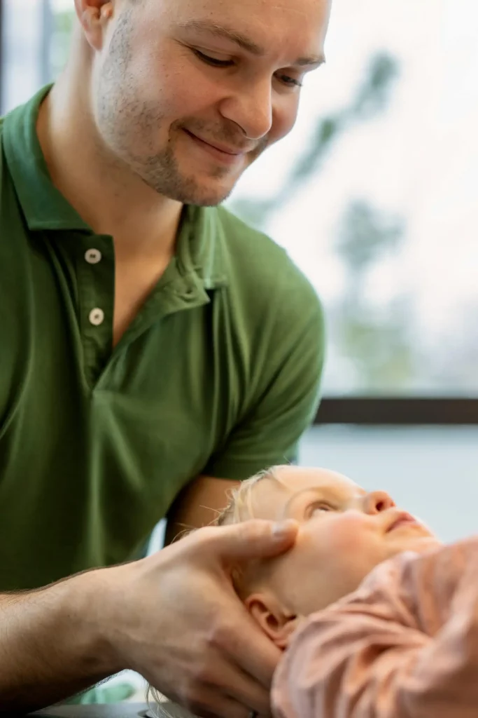 Osteopathie Erwachsene - Durchführung einer Osteopathische Behandlung